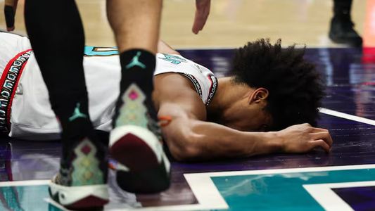 Una falta, una fractura y un estadio en silencio: el dramático momento que se vivió en la NBA