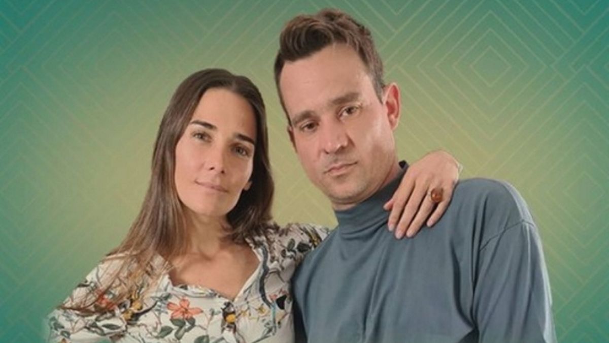 Juana Viale, a cargo de los programas de su abuela Mirtha Legrand, entrevistará este domingo al músico Chano Moreno Charpentier, en su vuelta al ruedo tras el confuso episodio en el que fue baleado meses atrás. 