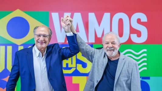 Jair Bolsonaro sigue en silencio, pero comenzó la transición al gobierno de Lula da Silva