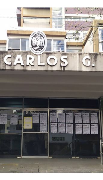 Allanamiento sorpresa en un hospital por la misteriosa muerte de un paciente en terapia intensiva