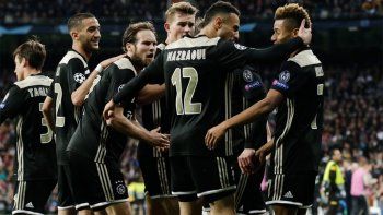 La revolución de los niños: Ajax se lo dio vuelta a la Juventus en Turín, le ganó 2-1 y pasó a semis de Champions League