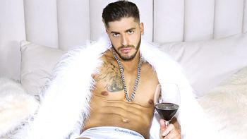 Las fotos de Lhoan en una producción muy hot: Estoy muy bien solo