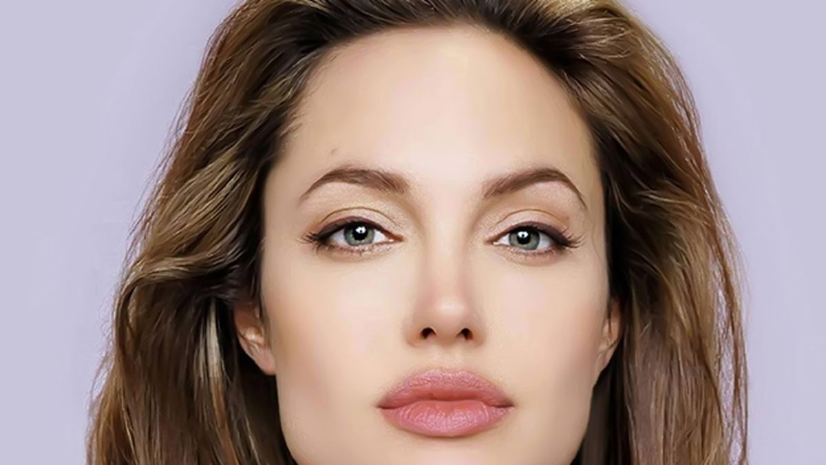 Angelina Jolie.
