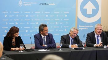 El Gobierno otorgó un aumento salarial del 33,5% a los docentes nacionales hasta julio