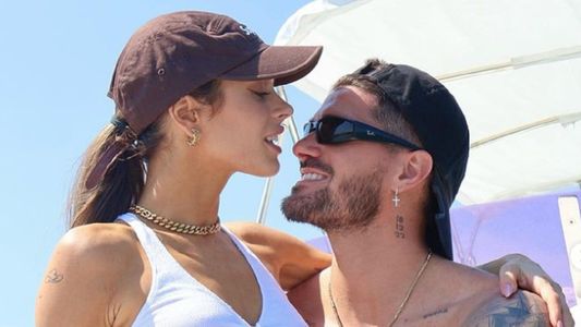 El descuido hot de Rodrigo de Paul en una foto con Tini Stoessel que encendió las redes