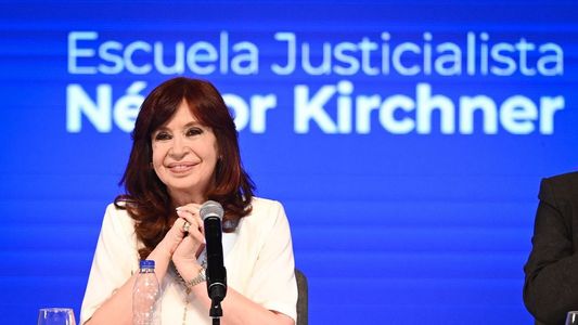 Cristina Kirchner criticó la dolarización y pidió revisar las condicionalidades del acuerdo con el FMI