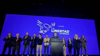 Milei encabezará una mesa política nacional tras la derrota en la provincia de Buenos Aires