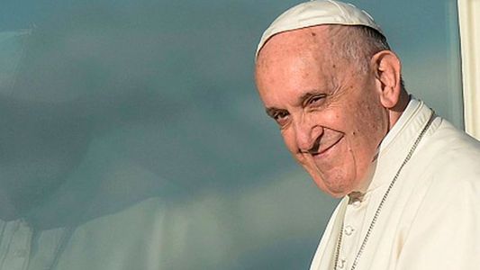 Conmoción por la aparición del imagen del Papa Francisco en Luján