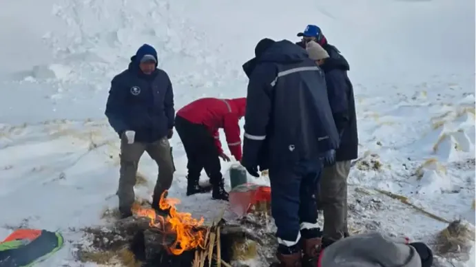 Así fue el rescate contrarreloj de los cuatro mineros desaparecidos: sobrevivieron tres noches a 30 grados bajo cero