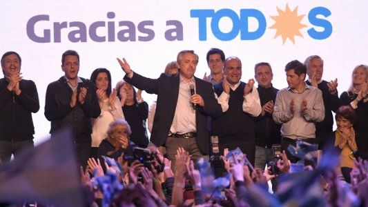 Durísima derrota del Gobierno en las PASO 2019: Alberto Fernández se impuso por 15 puntos sobre Macri