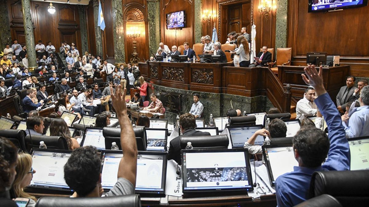 Peligra la sesión para quitar en CABA el impuesto a las compras con tarjeta. (Foto: archivo)