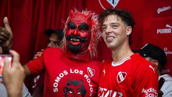 Se lanzó la colecta de Santiago Maratea para levantar las deudas de Independiente. (Foto: Télam)