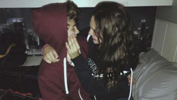 Juanita Tinelli cada vez más enamorada y cerca de besar a su novio