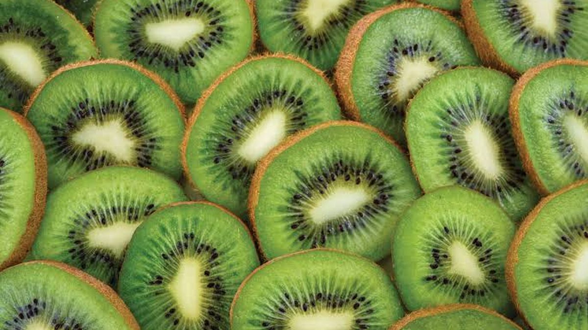 El kiwi aporta vitamina C