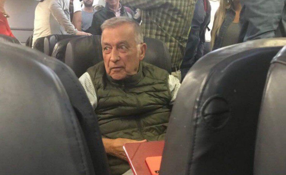 Habló el empresario ganadero que fue escrachado en las redes por fotografiar a Cristina Kirchner en su vuelo a Cuba