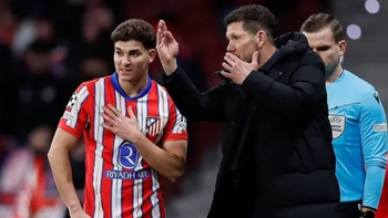 Qué pasará con Julián Álvarez en el Atlético de Madrid: las frases de Simeone antes de enfrentar a Athletic Bilbao