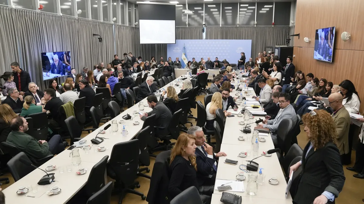 La Libertad Avanza acept&oacute; cambios reclamados por bloques aliados, pero persisten diferencias sobre los art&iacute;culos vinculados con la injerencia extranjera. (Foto: archivo).