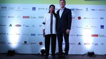 Tranquilo después del acuerdo: Macri fue a la cena de la fundación de Margarita Barrientos