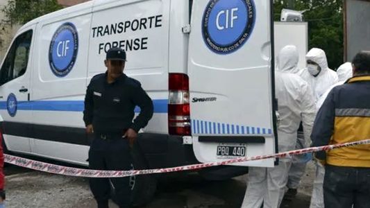 Un hombre mató a una mujer e hirió gravemente a sus hijos de 10 y 12 años en la capital salteña