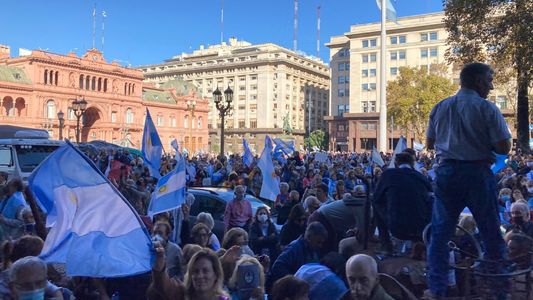 El tractorazo llegó a Plaza de Mayo con un duro mensaje para el Gobierno: Dedíquense a otra cosa
