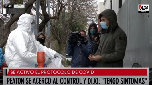 Así fue un protocolo de un móvil COVID-19 por un peatón con síntomas