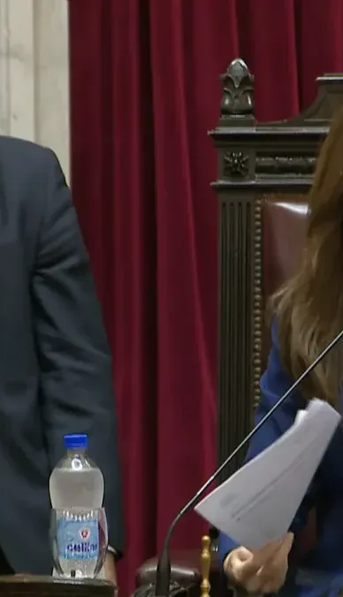 En medio de la polémica por los gastos de Adorni y su esposa en NY, senadores y ministros se volvieron a aumentar el sueldo