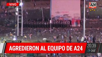 Al menos trece personas fueron detenidas por los incidentes en el Obelisco (Foto: Captura). Al menos trece personas fueron detenidas por los incidentes en el Obelisco (Foto: Captura).