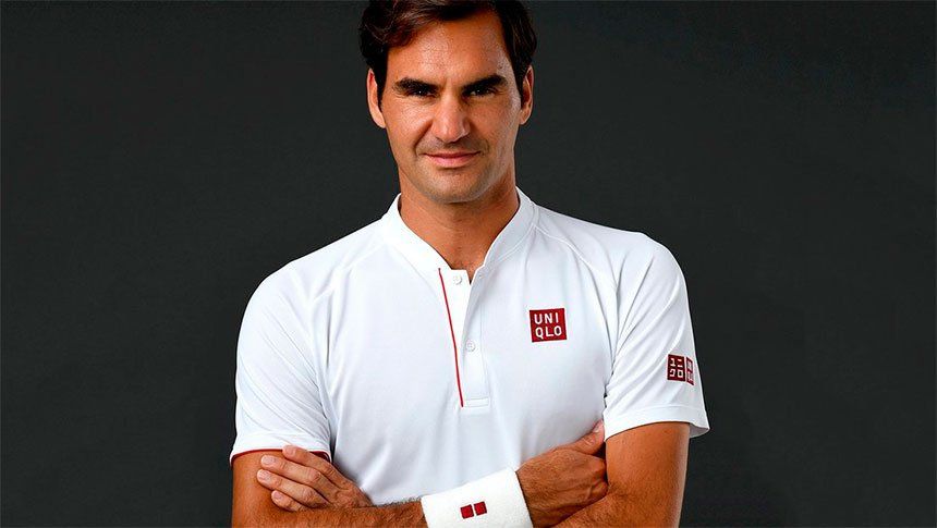 Roger Federer cambió de marca de ropa y debutó con un triunfo en Wimbledon