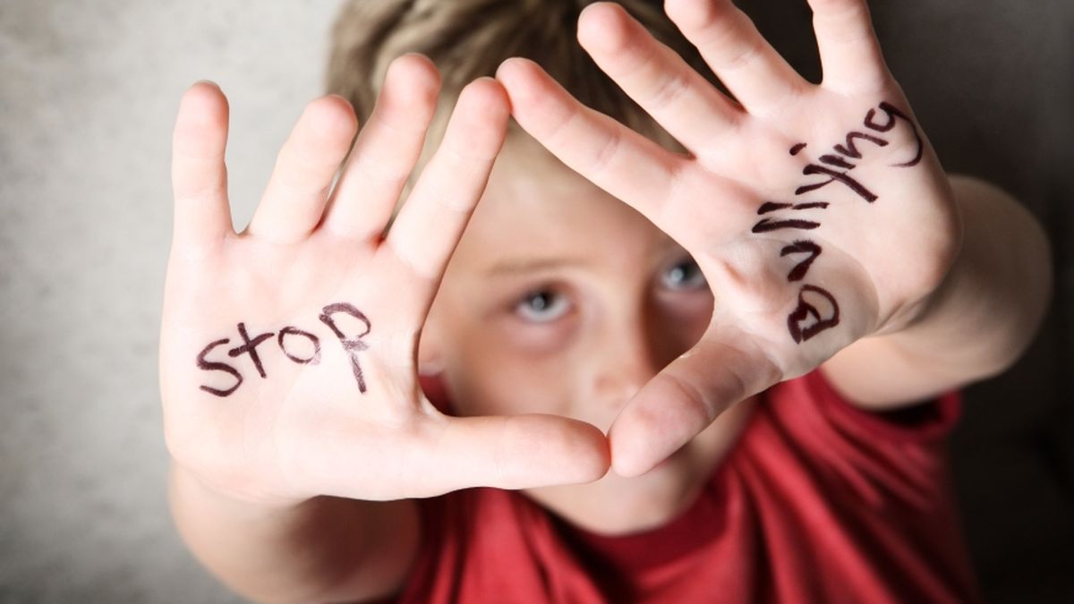 La víctima de bullying requerirá de terapia psicológica para superar los efectos negativos que le está causando el acoso