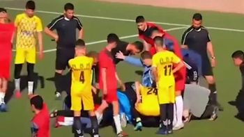 Tragedia en el fútbol: murió un futbolista de 17 años tras recibir una patada