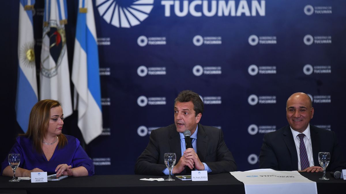 Segio Massa se mostró con gobernadores en Tucumán: No van a venir de afuera a resolvernos los problemas. (Télam)