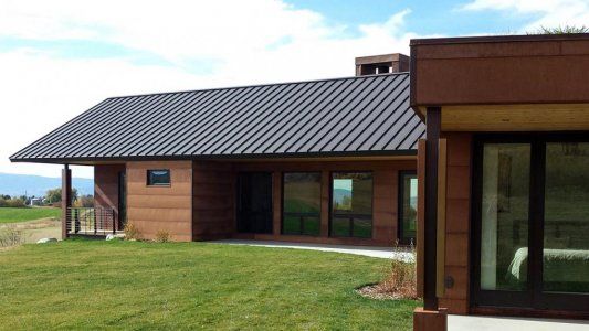 ¿Cómo armar un techo de chapa? Ejemplos prácticos