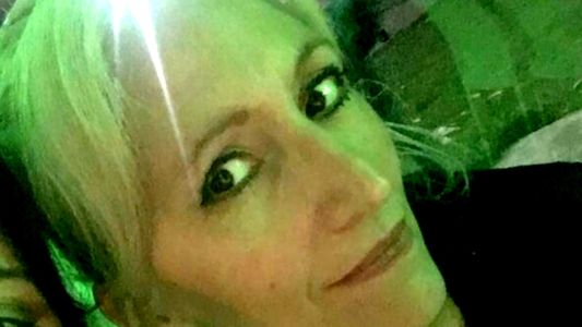 Una costurera fue asesinada a golpes y buscan a su ex pareja acusada de femicidio en La Plata