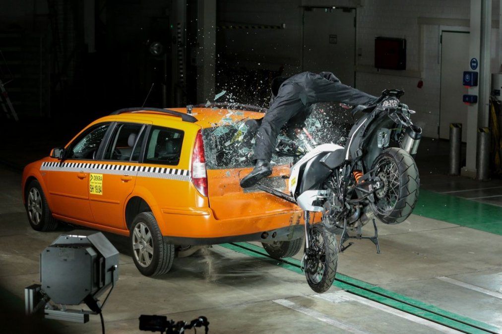Llamadas automáticas de emergencias para motos