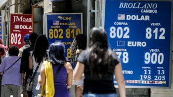 Con una inversión de 5.500 millones de dólares, Piñera lanzó un plan para recuperar la economía chilena frente a la crisis