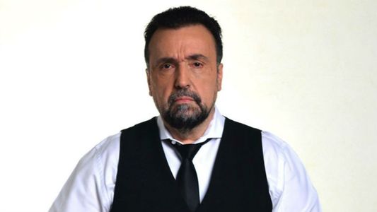 Catarsis tuitera de Roberto Navarro: desnudó su situación interna en C5N