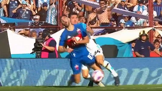 Tigre - Racing: el insólito penal que no le cobraron al Matador sobre el final