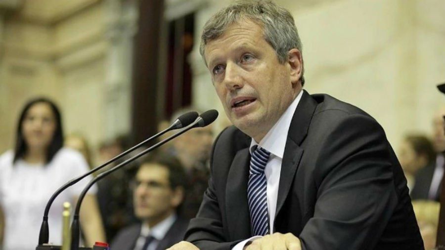 “Reivindico la ‘rosca’”, dijo el jefe de Diputados, Emilio Monzó, y criticó a la política por redes sociales
