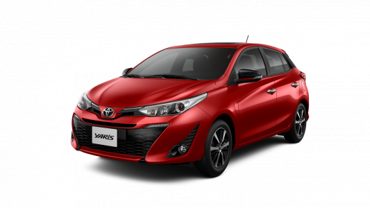 Toyota Yaris presenta nuevas versiones y un sistema multimedia renovado
