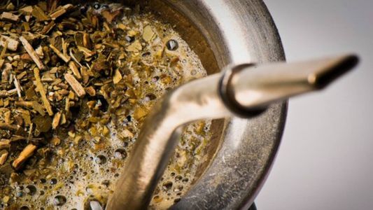 El TRUCO casero para limpiar la BOMBILLA del MATE y eliminar la suciedad acumulada