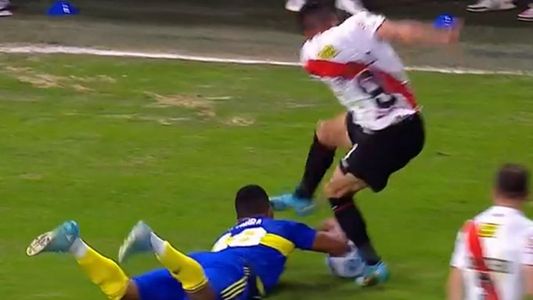 Boca - Always Ready: la patada a Fabra que desencadenó en una batalla campal