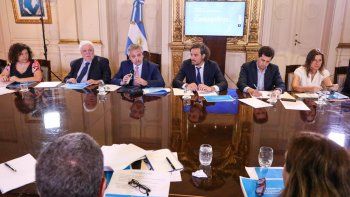 El Gobierno amplió las zonas de riesgo por coronavirus y dispuso una partida presupuestaria de 1.700 millones de pesos