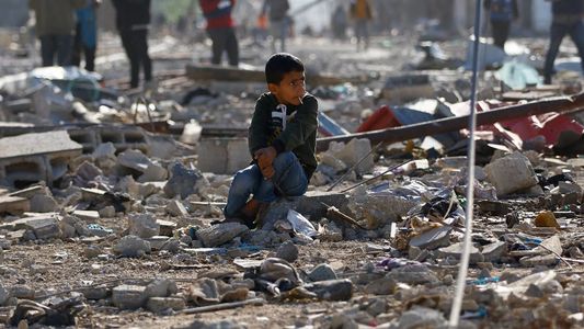 Israel avanza sobre la ciudad de Jan Yunis en el sur de la Franja en medio del caos humanitario de los gazatíes