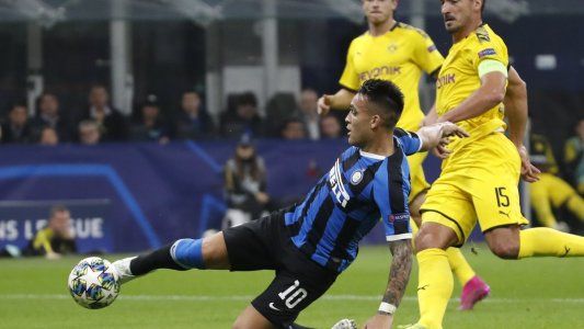 Con el manual del 9: el gol de Lautaro Martínez en Inter-Borussia Dortmund