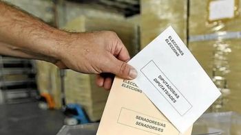 gastos de la politica: 1 millon de dolares en extras, viajes y fiestas