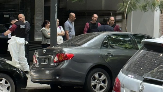 Un delincuente ingresó a una panadería, robó la recaudación y abusó de la empleada