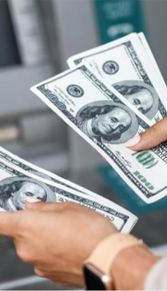 Dólar y dólar blue: tras la subida del paralelo, ¿a cuánto cotizan este martes?