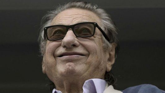 Los apoyos de los políticos al Presidente tras la muerte de su padre