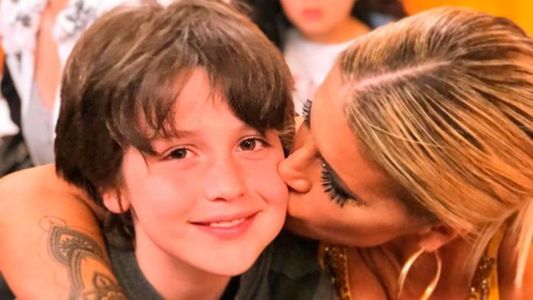 El hijo de Florencia Peña: Mi mamá no sabe tanto de técnica como Pampita