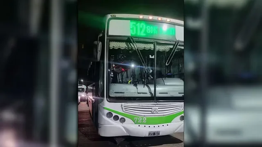 Florencio Varela: un hombre murió aplastado luego de que cediera el piso de un colectivo